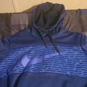Nike Men's Navy and Black Hoodie